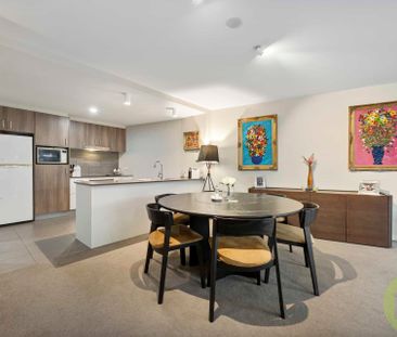 One of Southport's Largest Apartments | Private Courtyard Living & ... - Photo 6