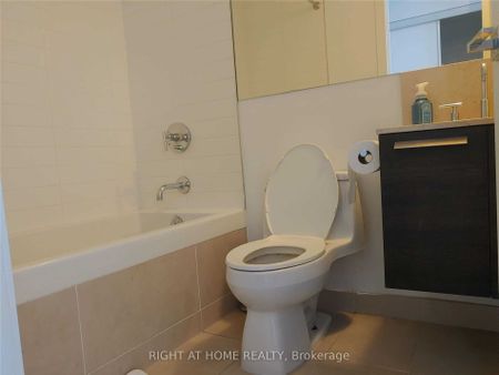 For Lease - 42 Charles Street Unit# 2903, Toronto, Ontario - Photo 4