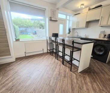 2 bedroom property to rent - Photo 6