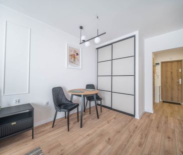 Funkcjonalna kawalerka - świeżo po remoncie 23.5 m² - Zdjęcie 1