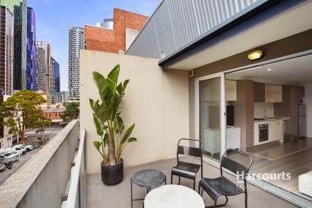 Modern Fully Furnished Space! - Photo 5