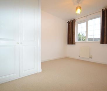 3 bedroom end of terrace house to rent - Photo 6