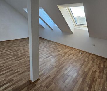 Geförderte 2 Zimmer- Dachgeschosswohnung mit unbefristetem Mietvertrag - Foto 4