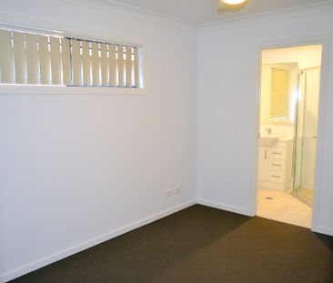 Charming and Convenient ! - Photo 2