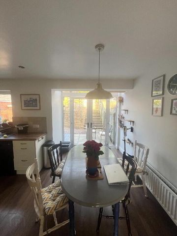 4 Greenvale Grove, Antrim, BT41 1SW - Photo 3