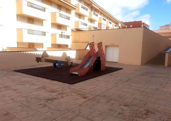 Se alquila en Llano de Camello apartamento de 2 dormitorios