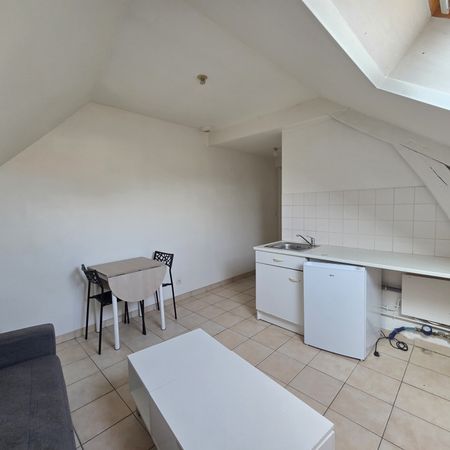 Location Appartement 1 pièce 18m² TROYES 10000 - Photo 3