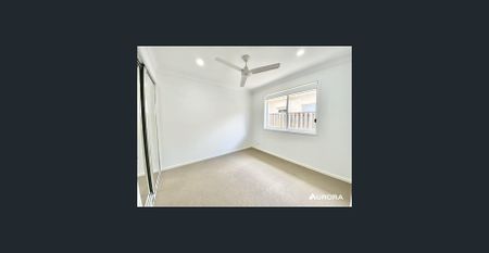 MODERN 4 BEDROOM FAMILY HOME ! - Photo 3
