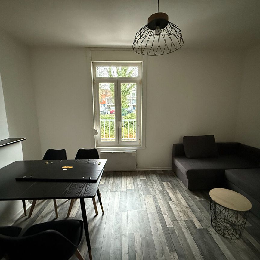 3 pièces 45 m² APPARTEMENT T3 MEUBLE A LOUER A SAINT POL SUR TERNOISE - Photo 1