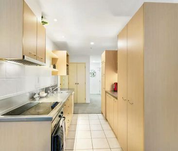 2 Bed, Central, Fully Furnished, Covered Carpark - Photo 4