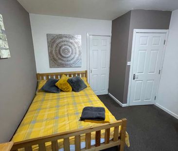 mini HMO room 2 - Photo 6