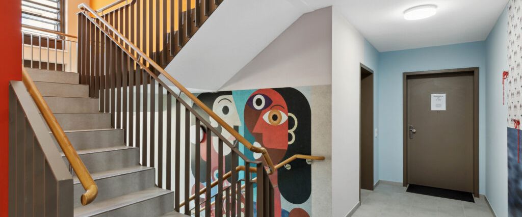 Großzügige 4-Zimmer-Maisonettewohnung mit Einbauküche und Loggia - Photo 1