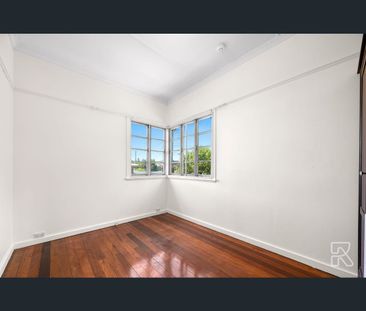3 Byth Street, Stafford, Qld 4053 - Photo 5