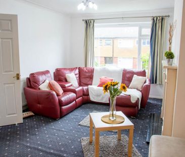 4 bedroom house to rent - Photo 1