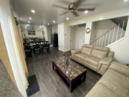 For Lease - 13 Greenarrow Court, Brampton, Ontario - Photo 2