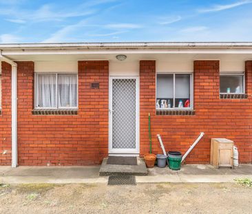 Very well presented 1 Bedroom Unit - Photo 5