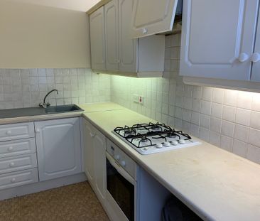 Balmoral Place, Halifax, HX1 - Photo 6