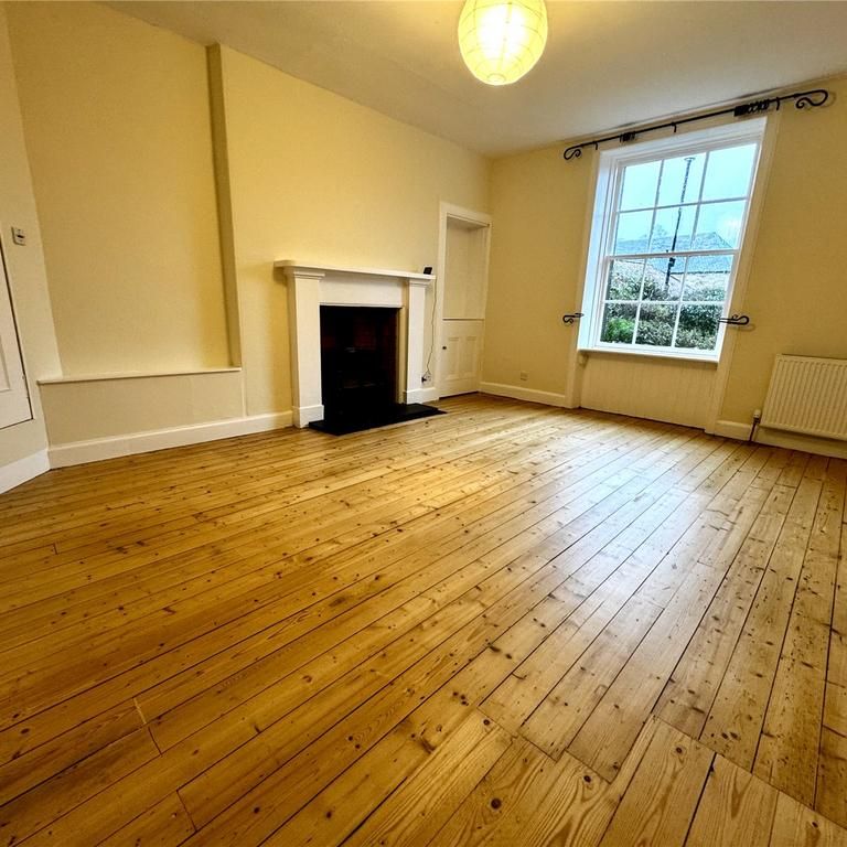3 bedroom end of terrace house to rent - Photo 1