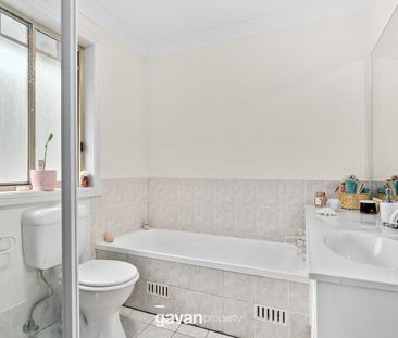 Comfortable Townhouse Living in a Quiet, Convenient Location - Photo 4