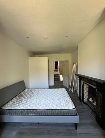 🏡 SPACIOUS DOUBLE ROOMS IN BRIXTON – PRIVATE SHOWER ROOMS AVAILABLE - Photo 5