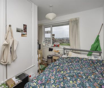 4 bedroom terraced house to rent - Photo 4
