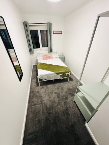 1 Bed Flat, Chantrell Court, LS2 - Photo 4