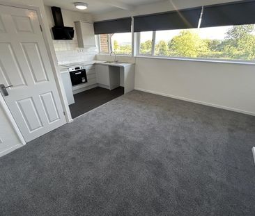 Flat Above 97 Bromsgrove Road, Romsley, Halesowen - Photo 3