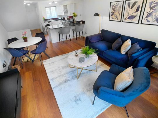 2 Bed, House - Photo 1