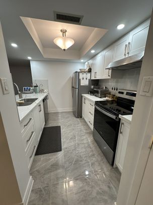 For Lease - 1001 Bay Street Unit# 2808, Toronto, Ontario - Photo 1