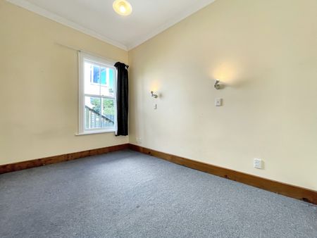 Welcome to B/123 Glenmore Street - Photo 4