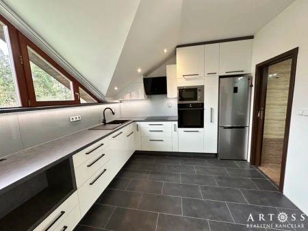 Pronájem bytu 3+kk s terasou, ulice Dvorská, Blansko, sídliště sever, CP 68 m - Fotografie 2