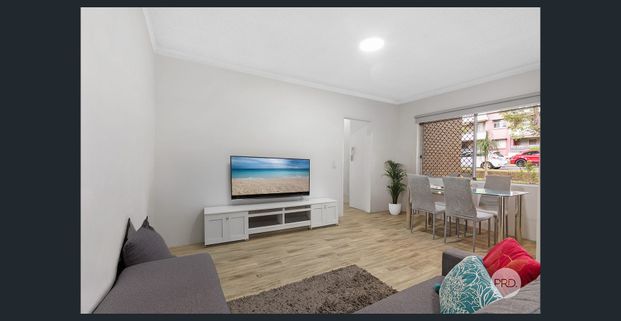 MODERN & CONVENIENT - Photo 1