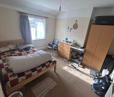 Room in a Shared House, Eighth Avenue, BS7 - Photo 1