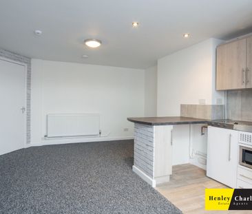 1 Bedroom Bedsit For Rent - Photo 1