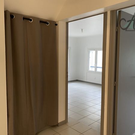 Location Appartement 2 pièces 49m² BRAY SUR SEINE 77480 - Photo 3