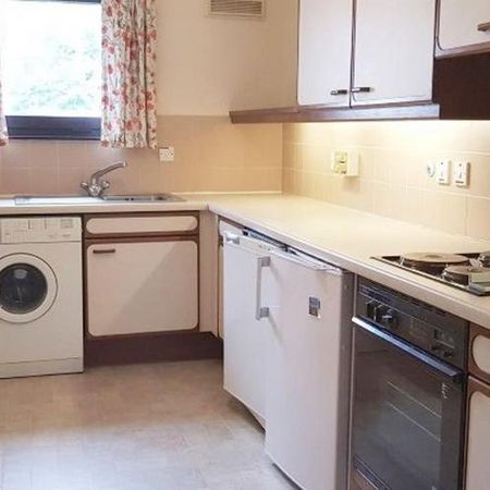 1 bedroom flat to rent - Photo 3