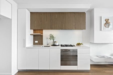 Stylish & Secure Living - Photo 4