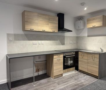 2 bedroom flat to rent - Photo 3