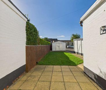 Aylesbury Road, Cuddington, Buckinghamshire, HP18 - Photo 1