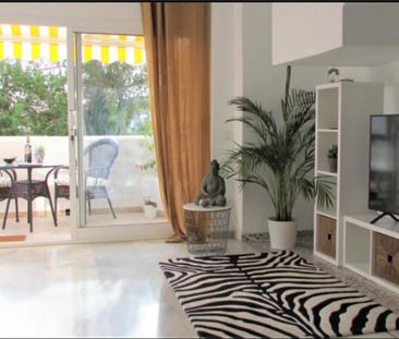 Dúplex de alquiler en Avenida de España, 78, Calahonda - Photo 2