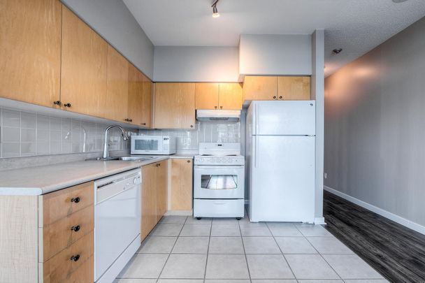 For Lease - 231 Fort York Boulevard Unit# 2108, Toronto, Ontario - Photo 1