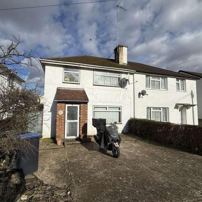 Falcon Way, Kenton, Harrow, HA3 - Photo 1