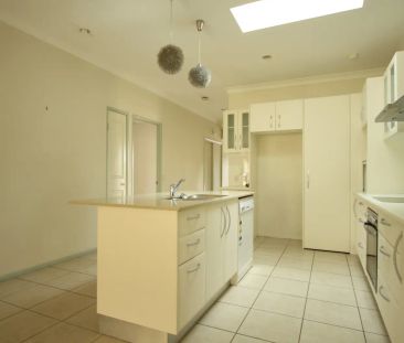 Constantly Sought - Rarely Found - Family Home - Photo 6