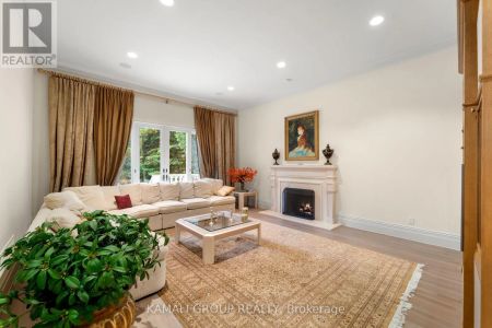 39 ROLLSCOURT DRIVE - Photo 4