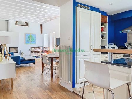 Exceptional triplex apartment in a village house - Photo 5