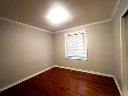 For Lease - 27 Safari Street, Toronto, Ontario - Photo 3