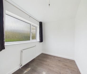 3 bedroom detached house to rent - Photo 5