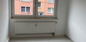 **CITYNAH WOHNEN!!Renovierte 3-Zimmer-Whg mit Balkon, Schützenstr.** - Photo 2