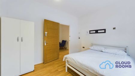 RM1 Cantelupe Road | East Grinstead | RH19 3TT - Photo 4