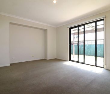 Spacious Family Home! - Photo 1